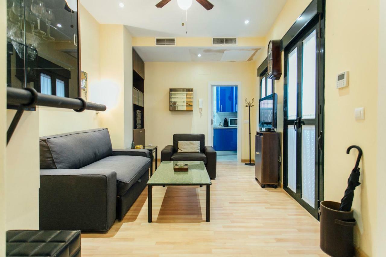 Апартаменты Bright Duplex W/ Terrace Севилья Экстерьер фото