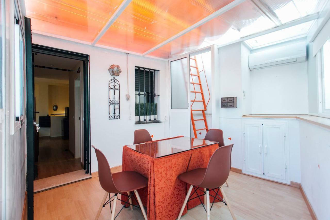 Апартаменты Bright Duplex W/ Terrace Севилья Экстерьер фото