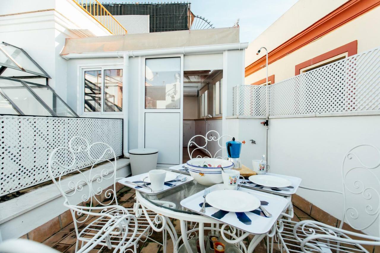 Апартаменты Bright Duplex W/ Terrace Севилья Экстерьер фото